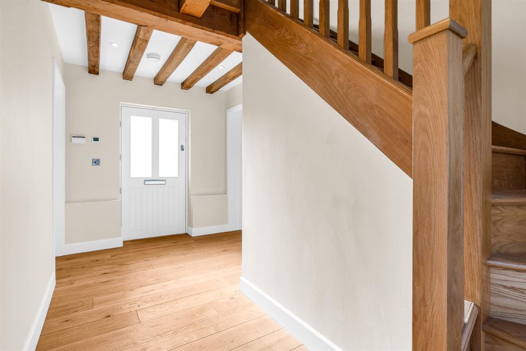 Property photo 3 of 28 Internal-9.Jpg
