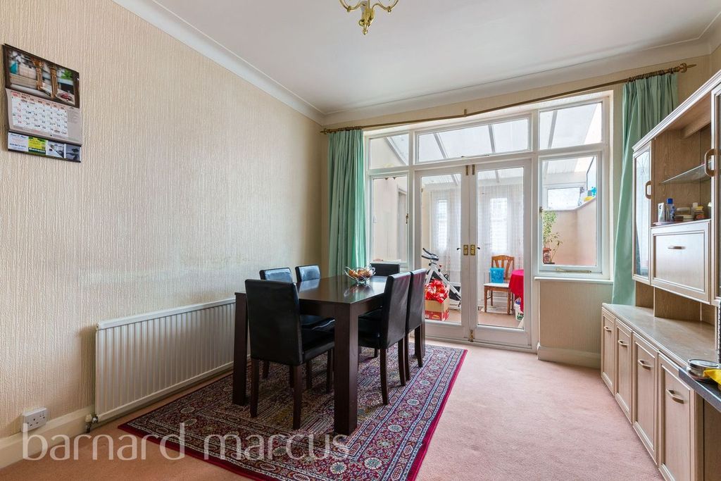 Property photo 3 of 8 Dining Room