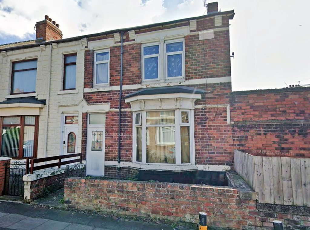 Property photo 1 of 1