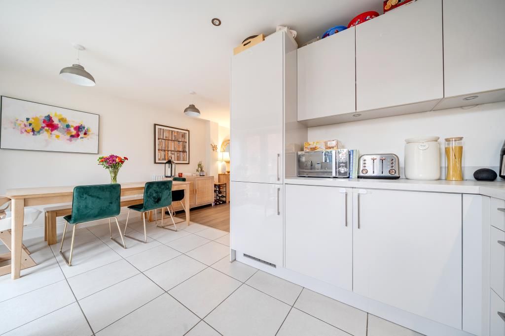 Property photo 3 of 24 Kitchen