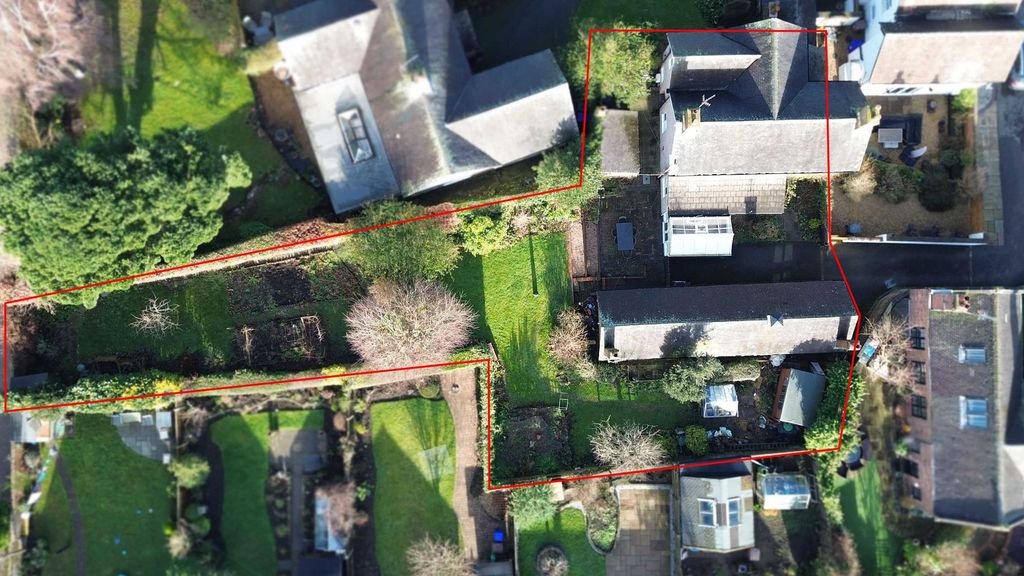 Property photo 3 of 42