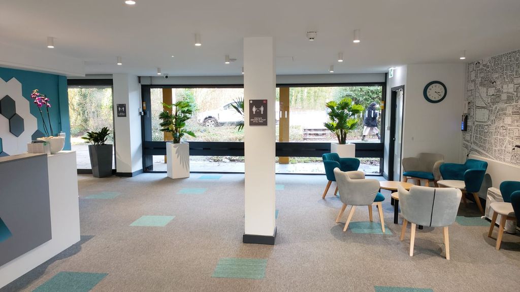 Property photo 1 of 11