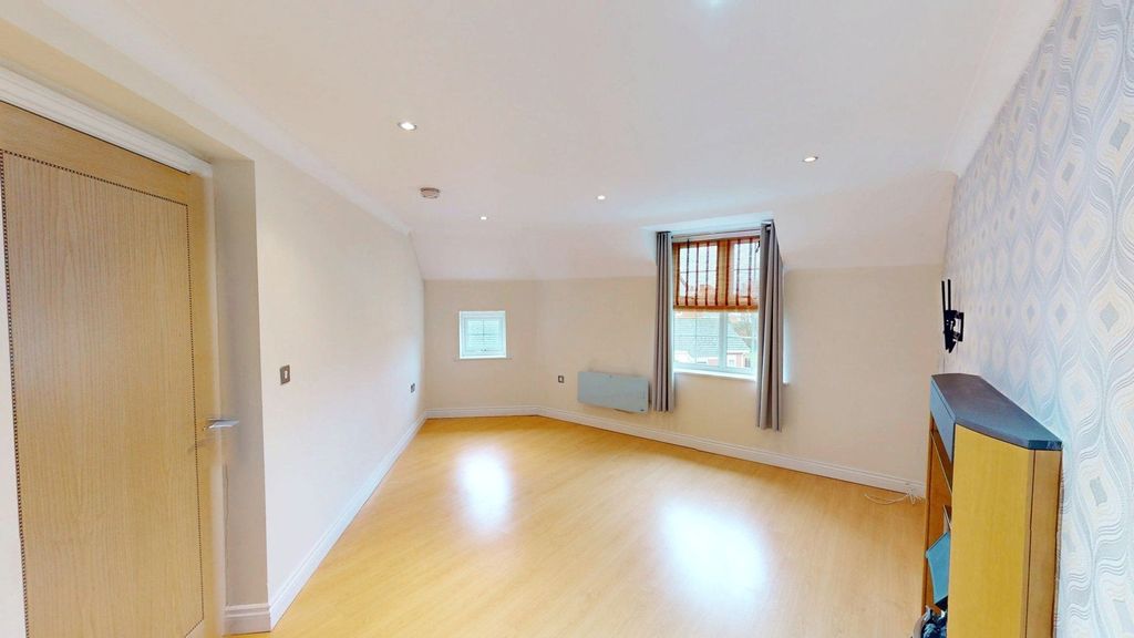 Property photo 2 of 9 Lounge