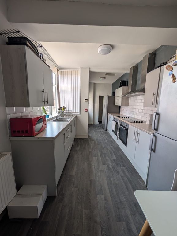 Property photo 3 of 4