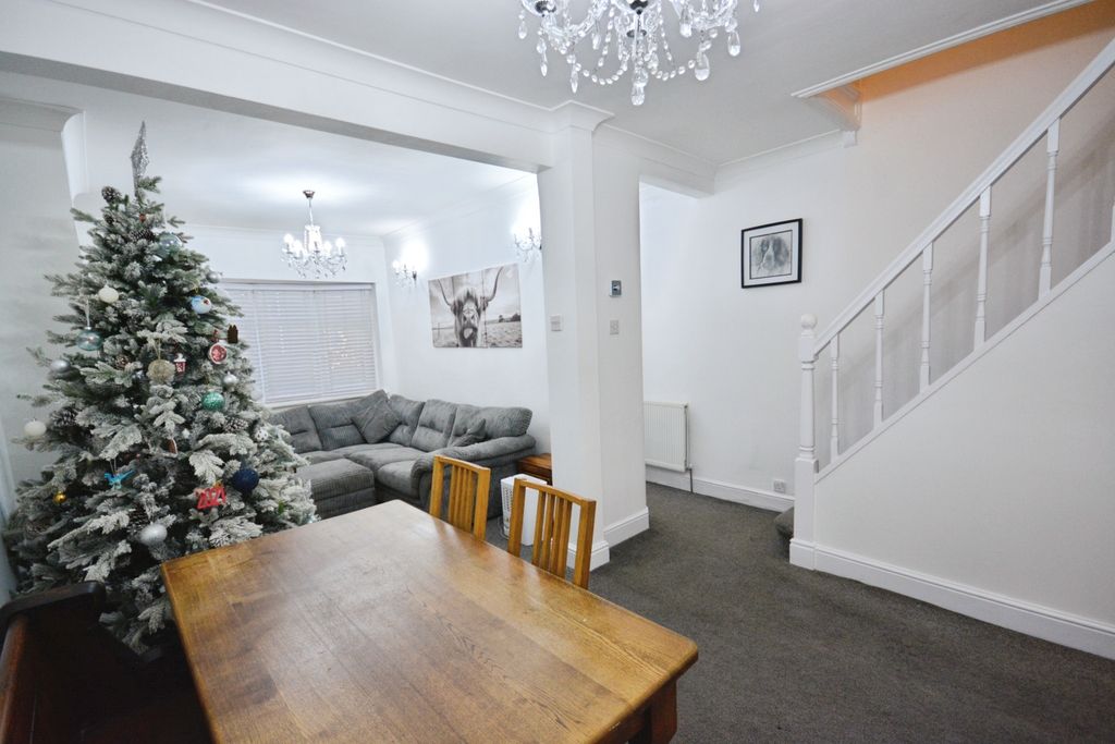 Property photo 2 of 17 Photo #2