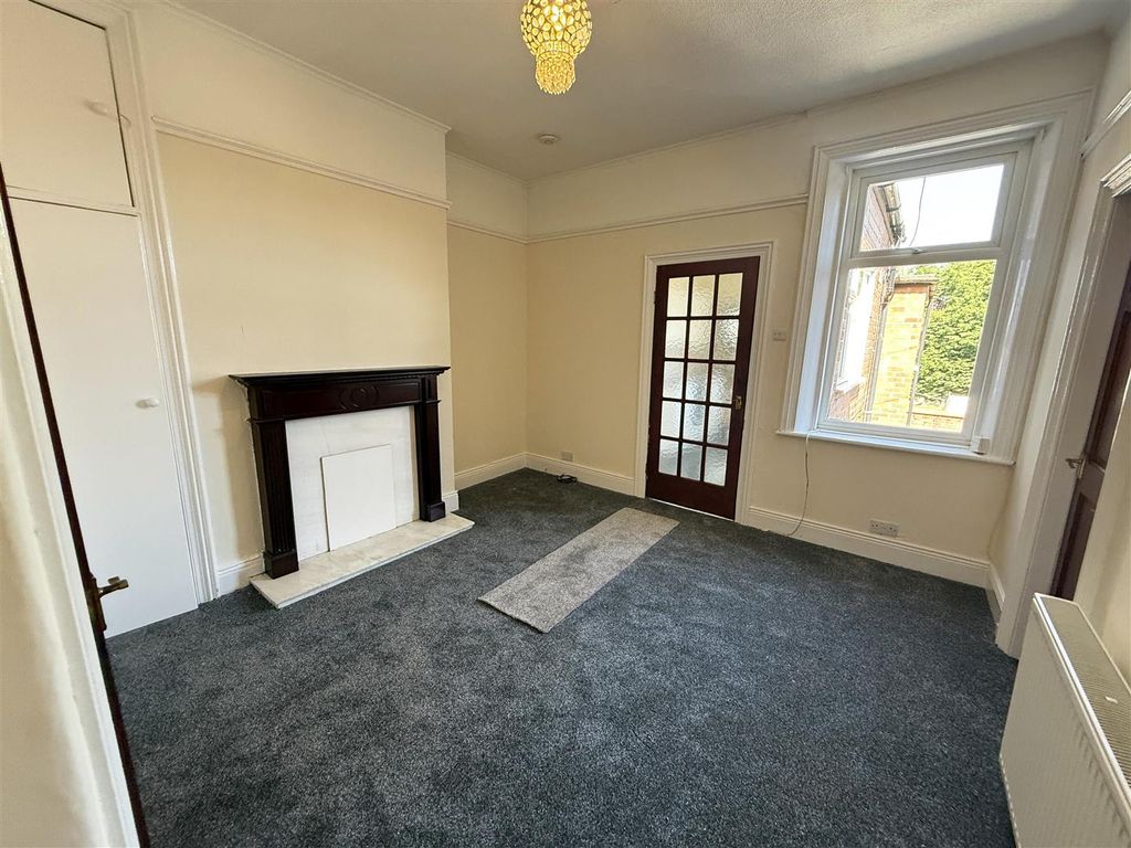 Property photo 2 of 8 Living Room.Jpg