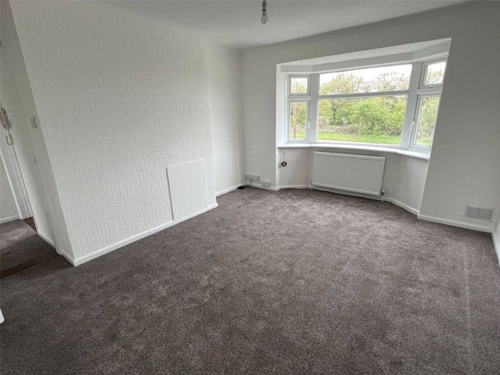 Property photo 3 of 9 Picture No. 12