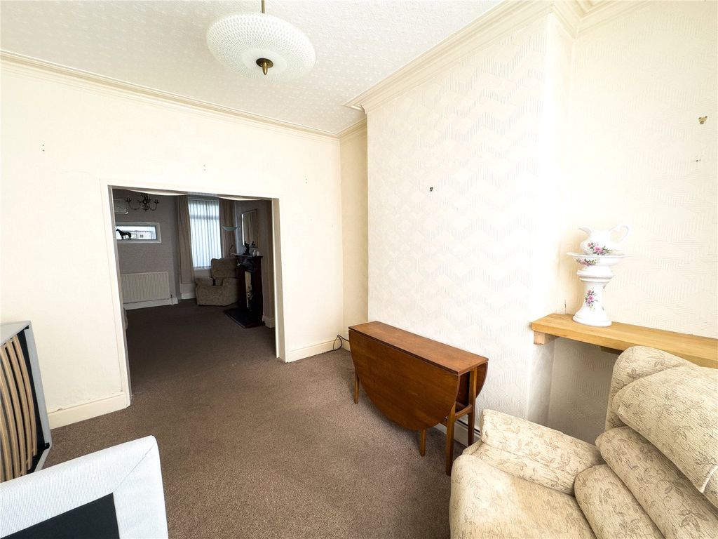 Property photo 3 of 21 Picture No. 21