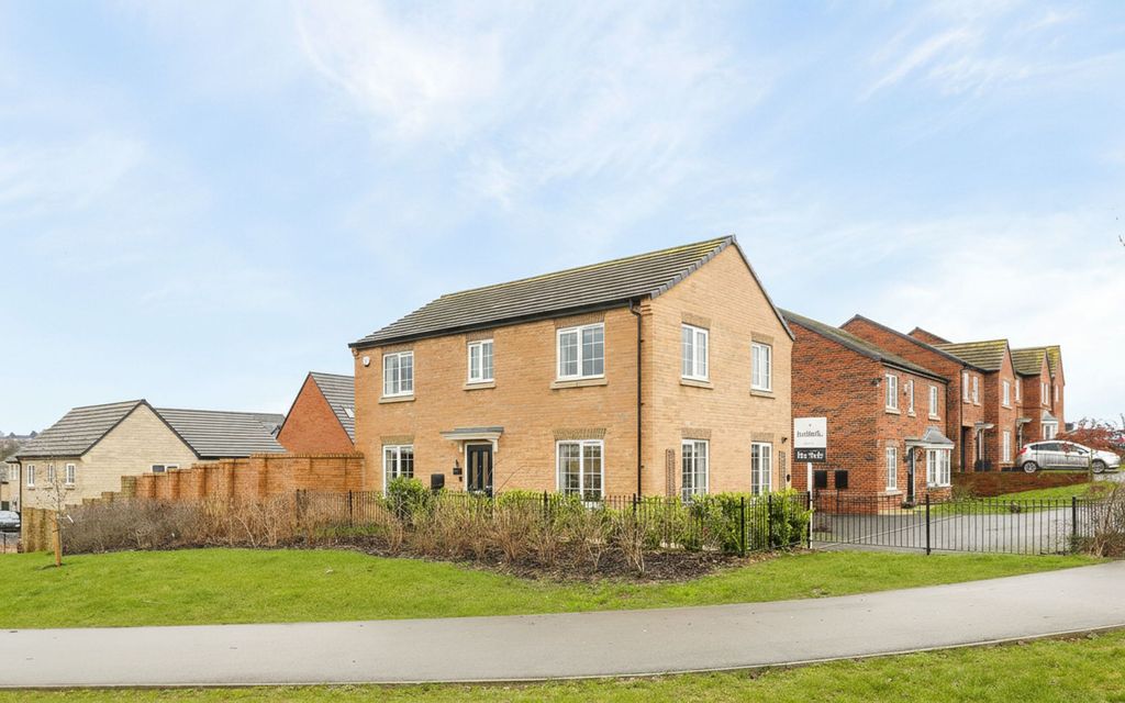 Property photo 1 of 30