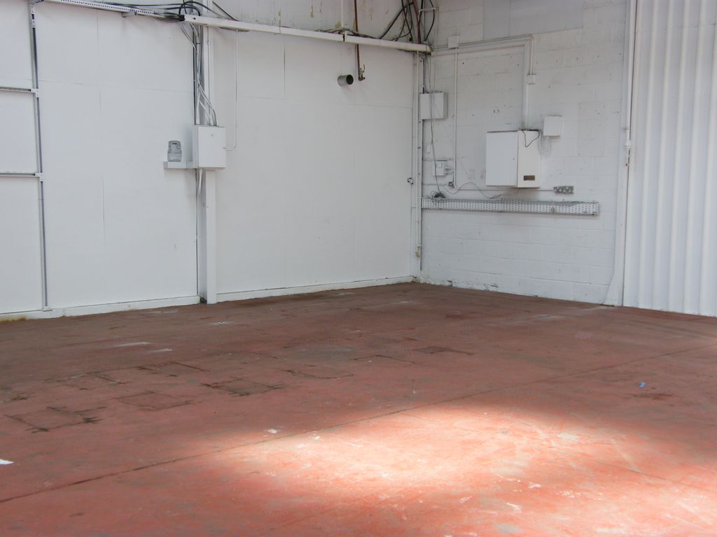 Property photo 1 of 4