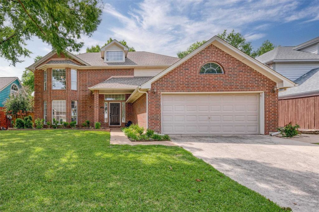 Property photo 1 of 31