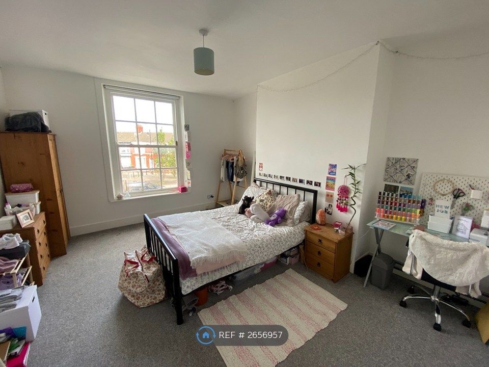 Property photo 1 of 8