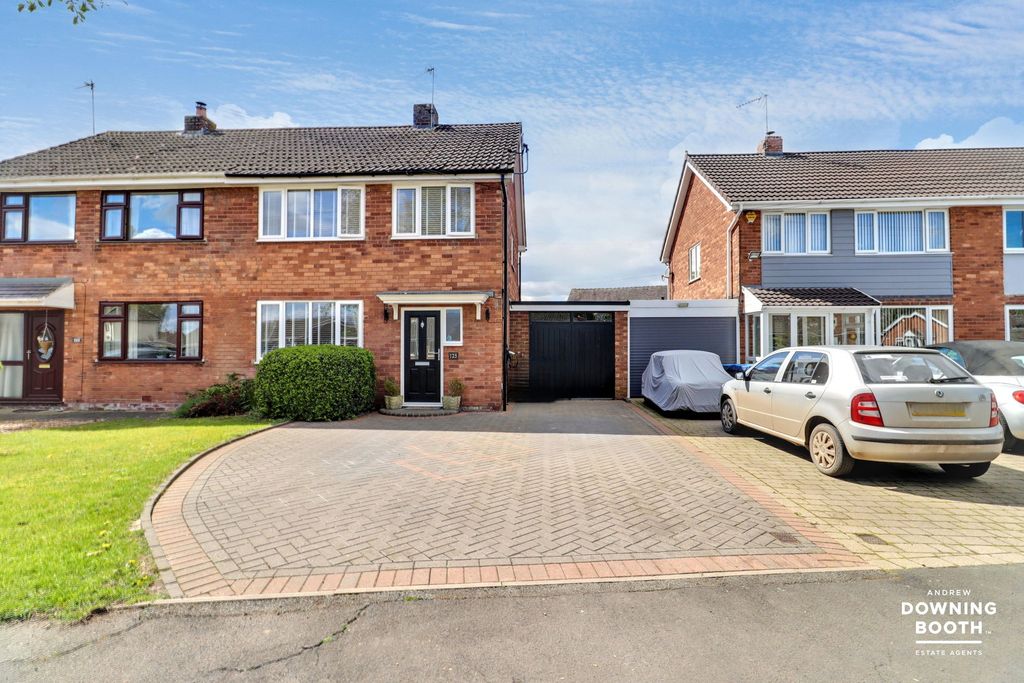 Property photo 1 of 30