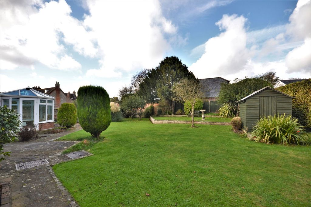 Property photo 2 of 16