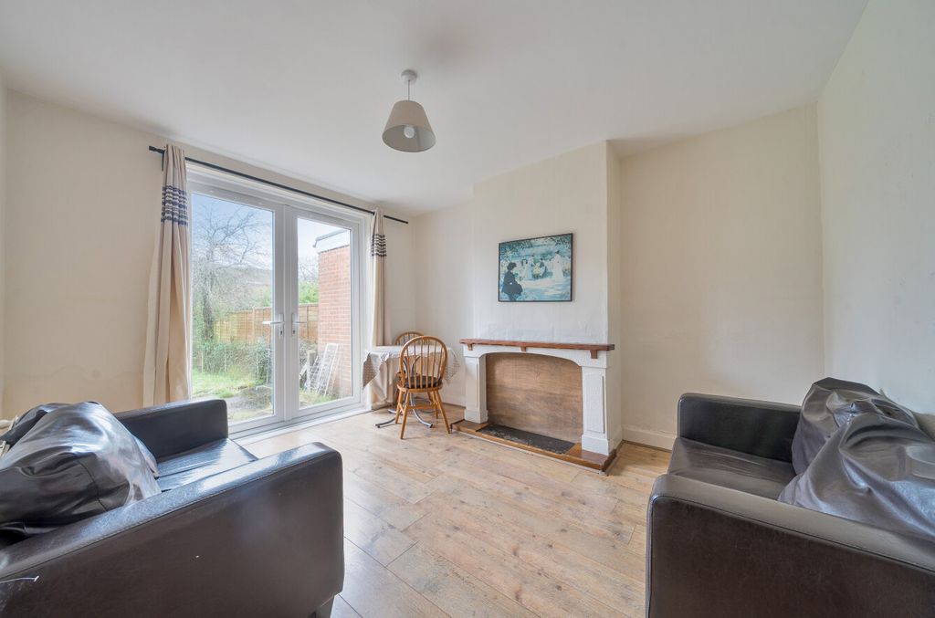 Property photo 2 of 10 1400986-26-6968F4...