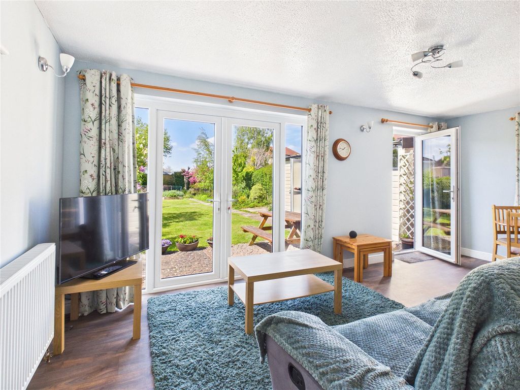 Property photo 3 of 18 Picture No. 11