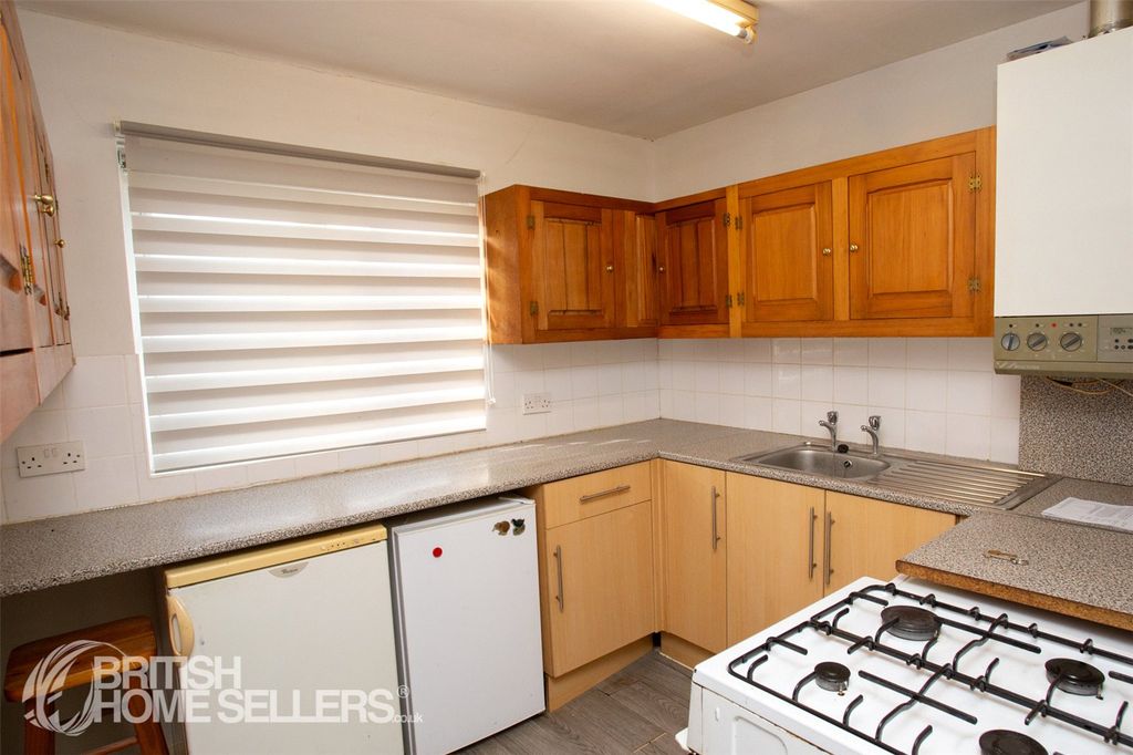 Property photo 2 of 13 Picture No. 15