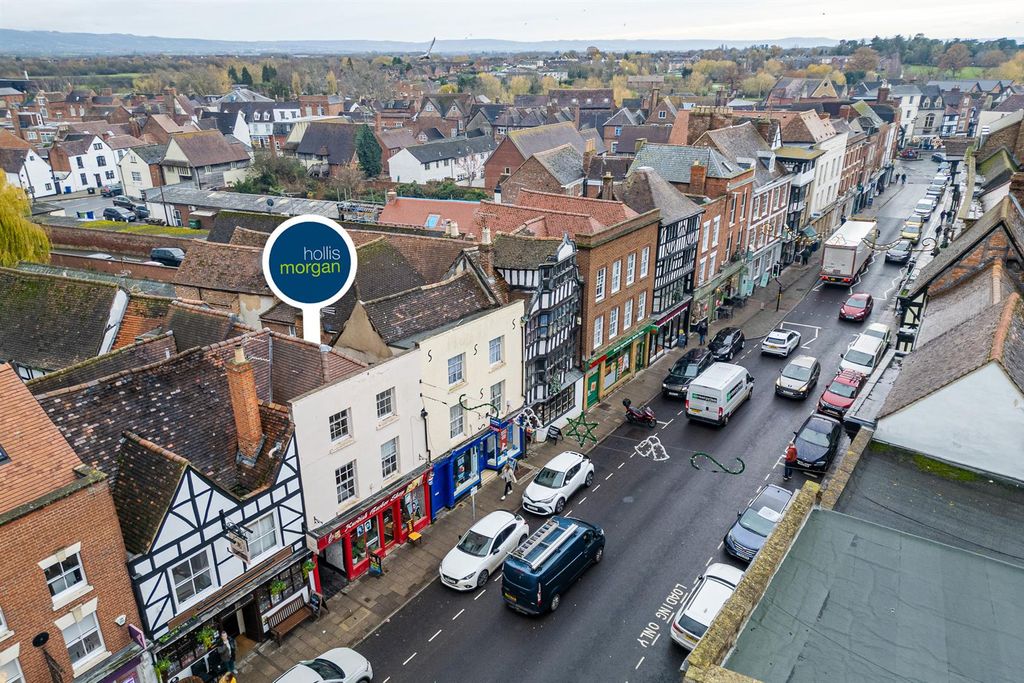 Property photo 2 of 34 130 A | B, High Street Tewkesbury, Gloucestershire