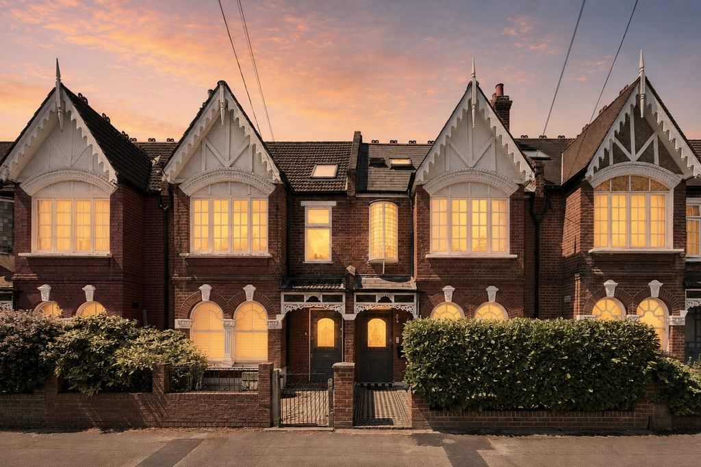 Property photo 1 of 13 1