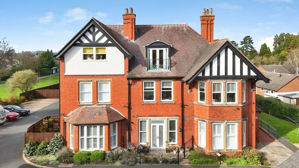 Property photo 1 of 17 4947360