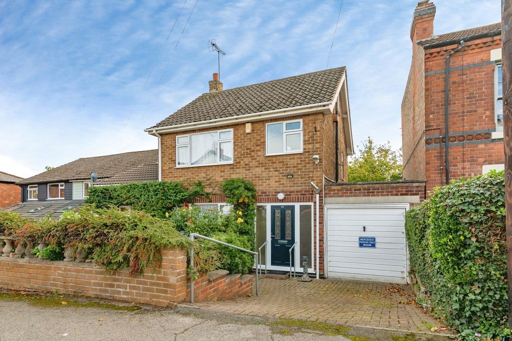 Property photo 1 of 23 Pbox-Img.Jpg