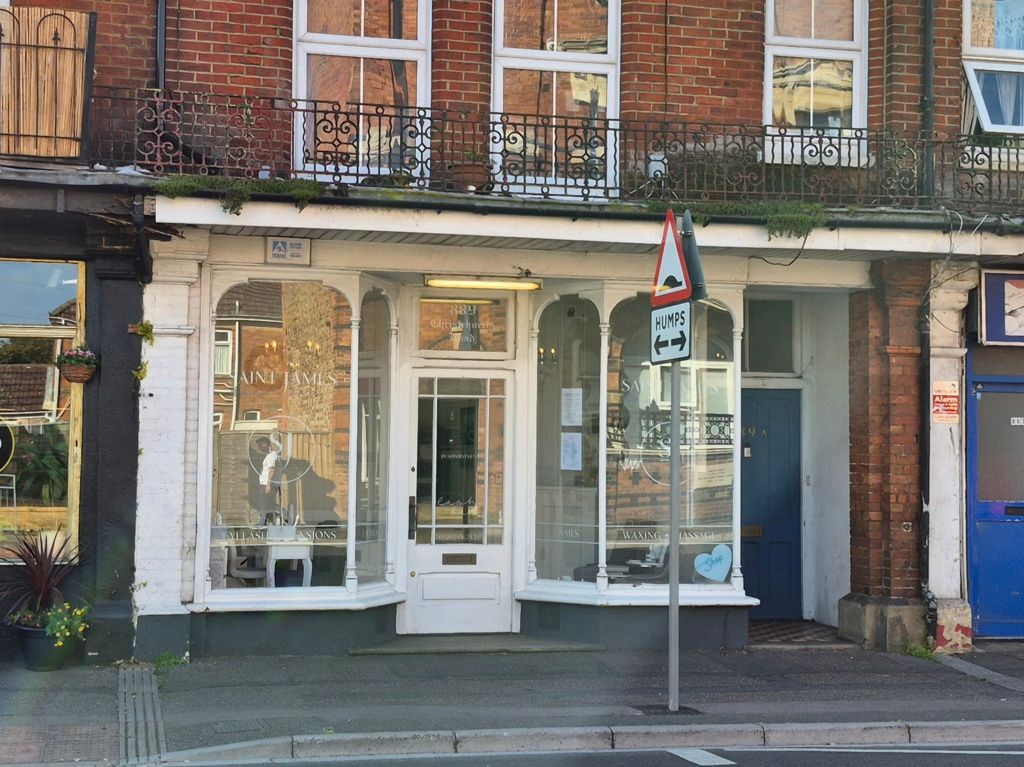 Property photo 1 of 9 Photo 9