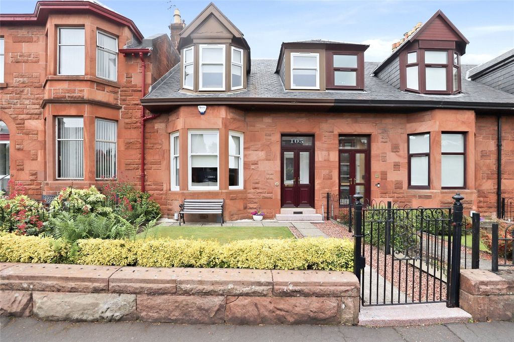 Property photo 1 of 36 Picture No. 08
