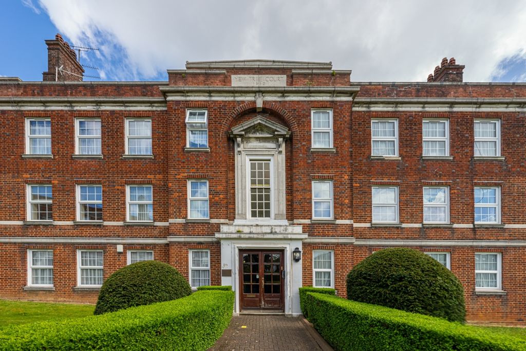 Property photo 2 of 9 Picture No. 10