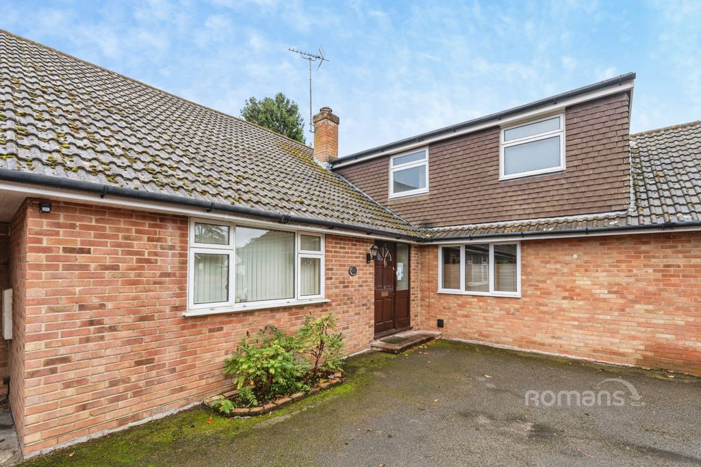 Property photo 1 of 8 Pbox-Img.Jpg