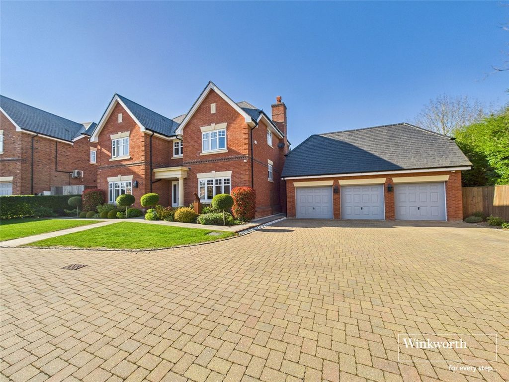 Property photo 1 of 27 Picture No. 32