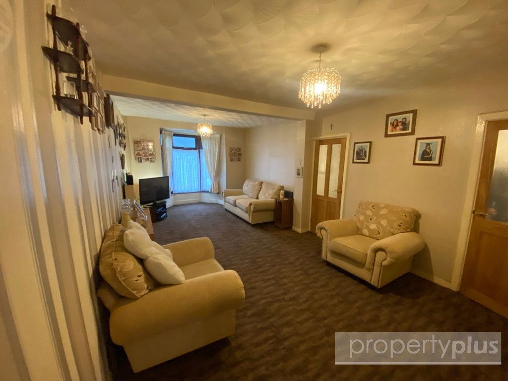 Property photo 2 of 14 Picture No. 08