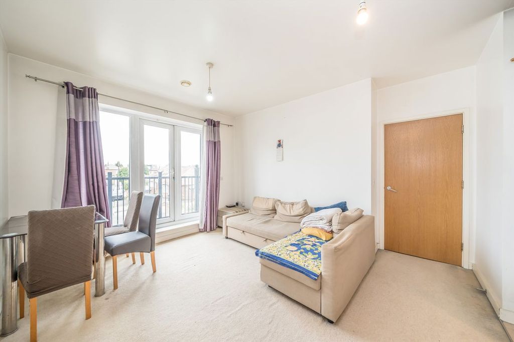 Property photo 2 of 7