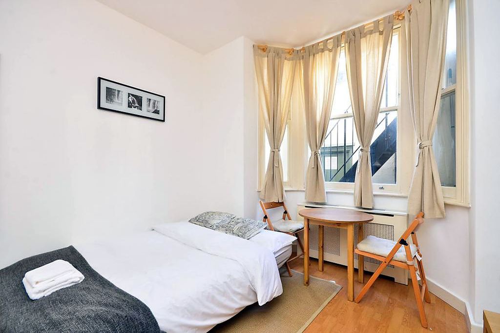 Property photo 2 of 4 Gallery