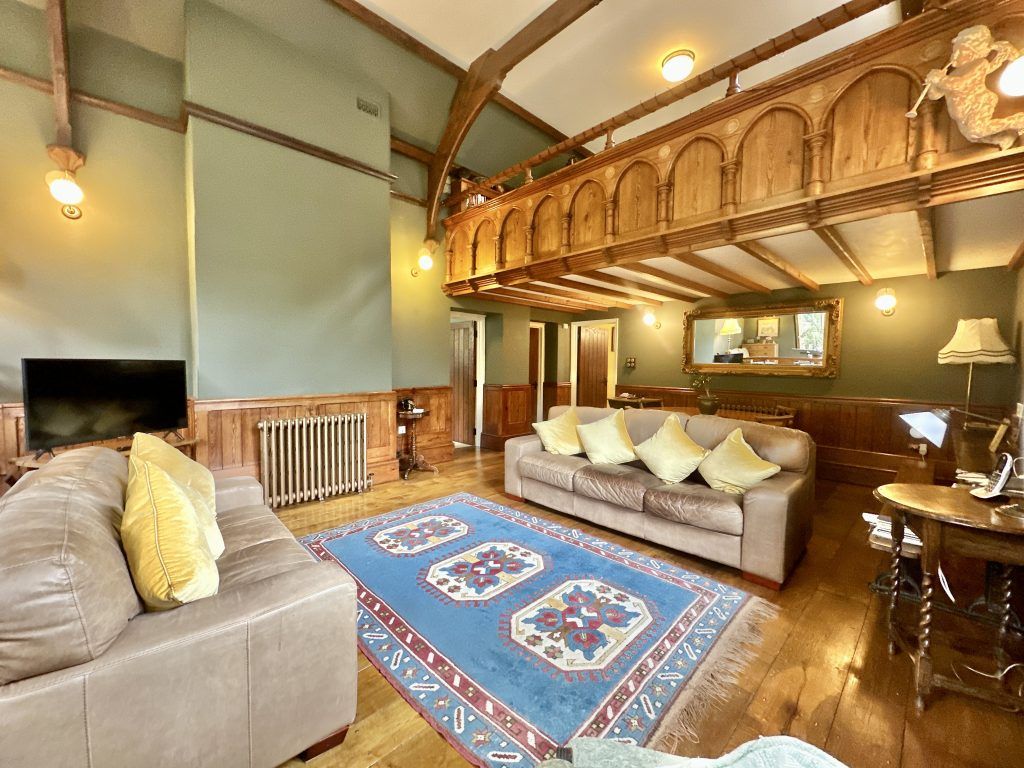Property photo 3 of 31