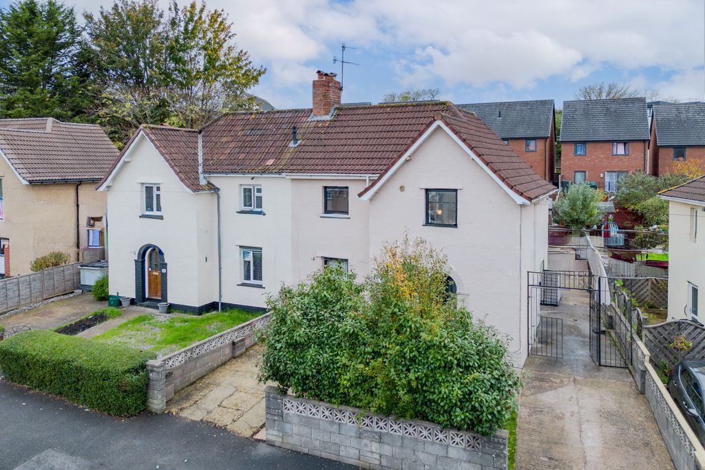 Property photo 1 of 16 Photo 3