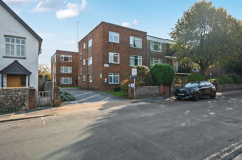 Property photo 1 of 12 1527701-3-1A0Eca3...