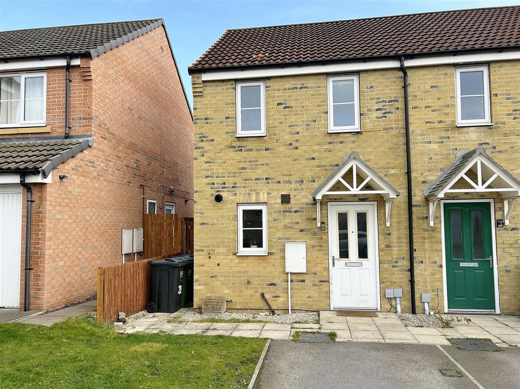 Property photo 1 of 12 Front