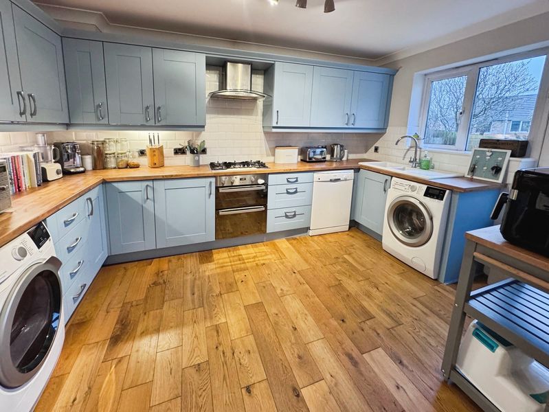 Property photo 3 of 13 Photo 8