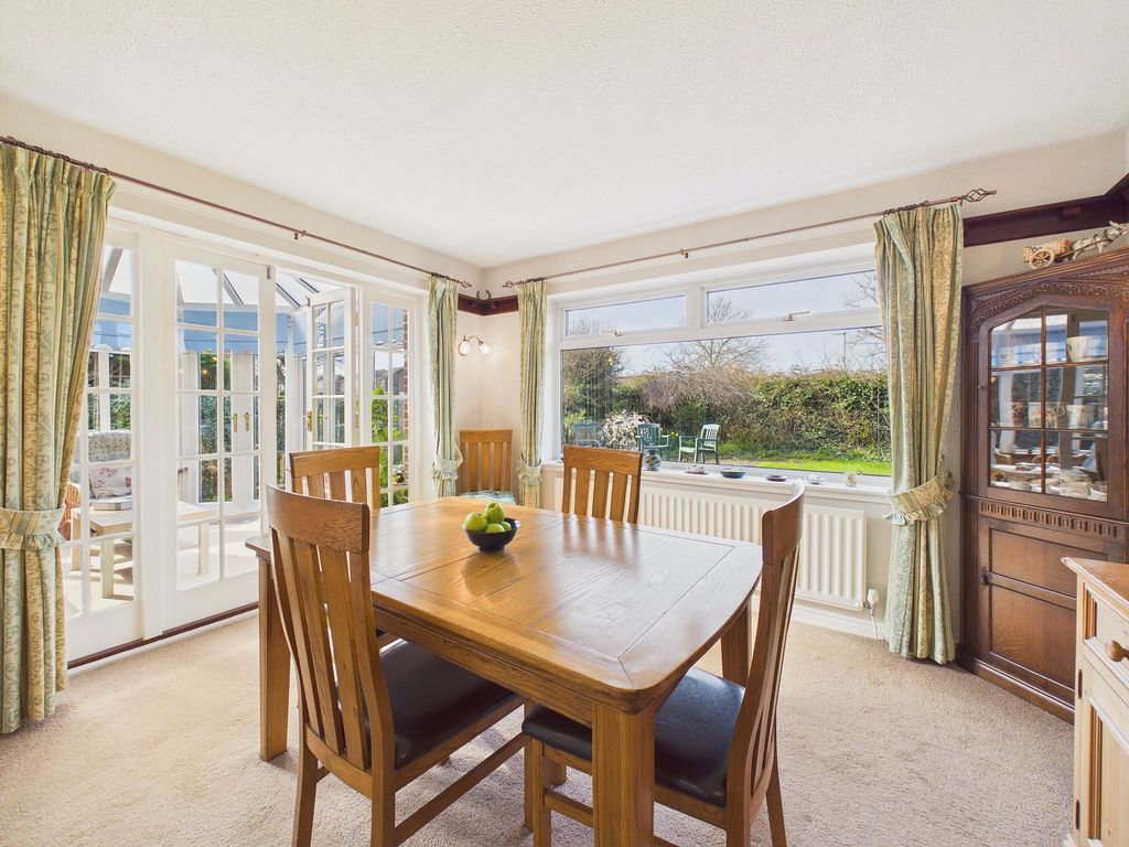 Property photo 3 of 15 Dining Room