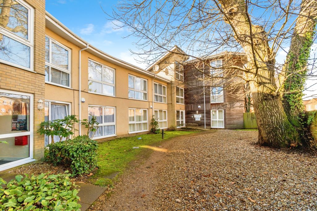 Property photo 1 of 13
