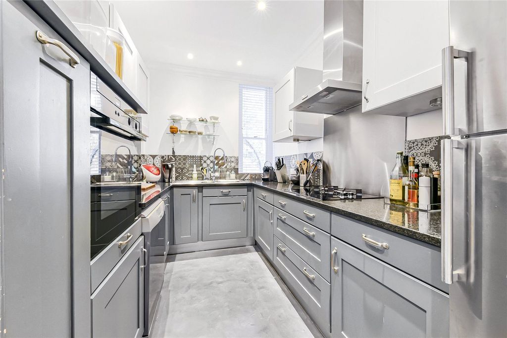 Property photo 3 of 16 Picture No. 29