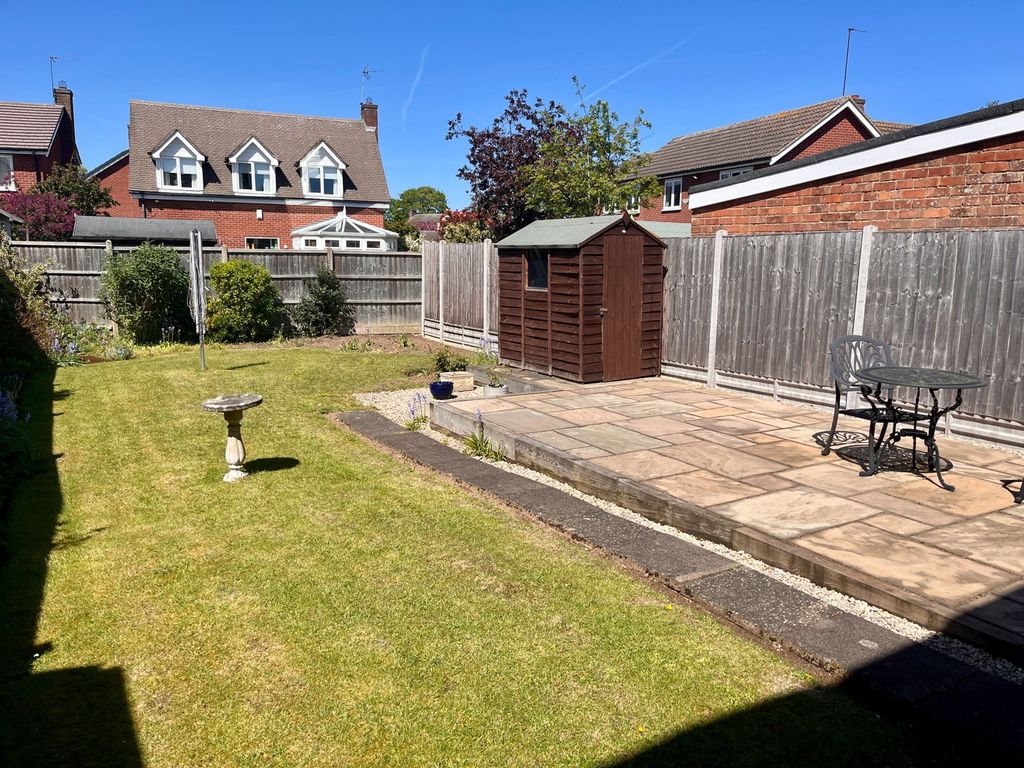 Property photo 2 of 17