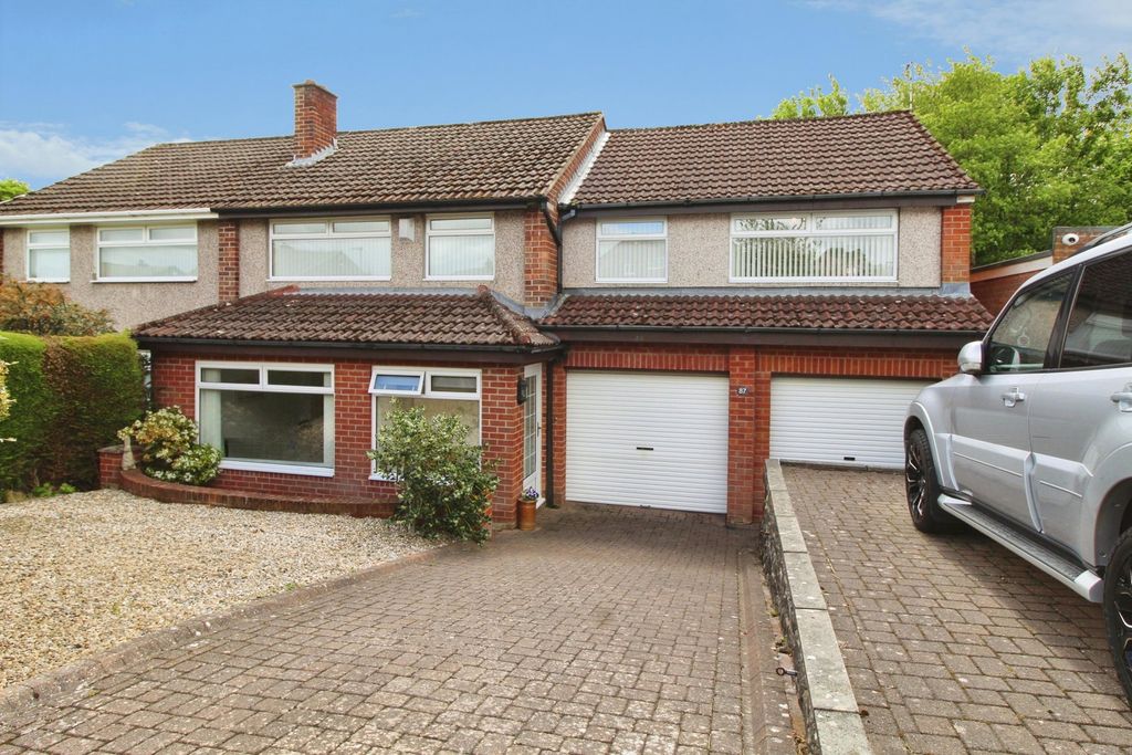 Property photo 1 of 25