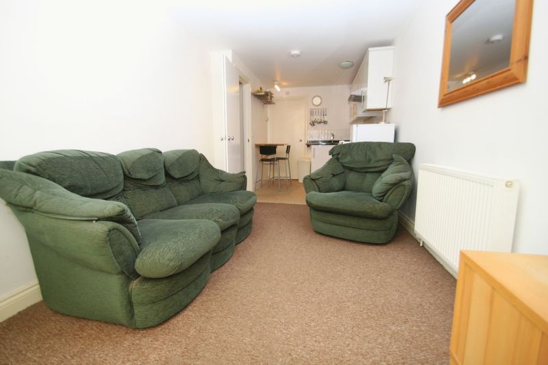 Property photo 2 of 7 Photo 6