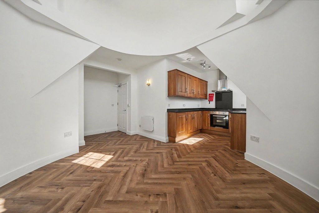 Property photo 1 of 10 Picture No. 01