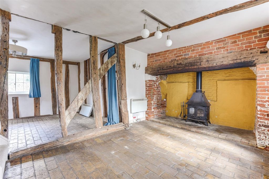 Property photo 3 of 17 Walden Road-9.Jpg