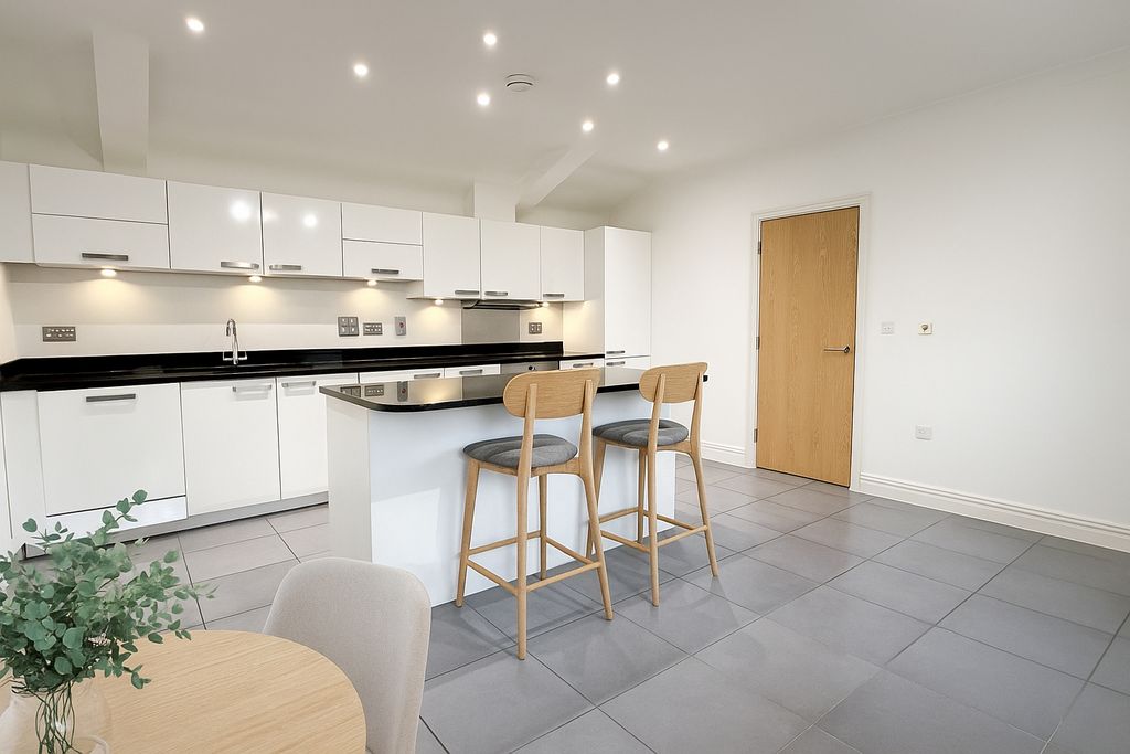 Property photo 2 of 14 2A Copy.Jpg