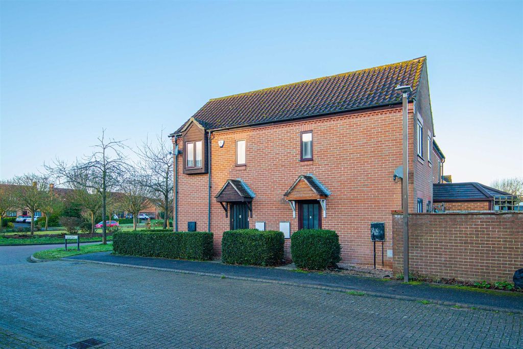 Property photo 1 of 10