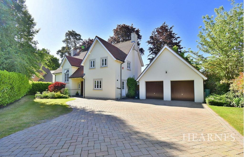 Property photo 1 of 36
