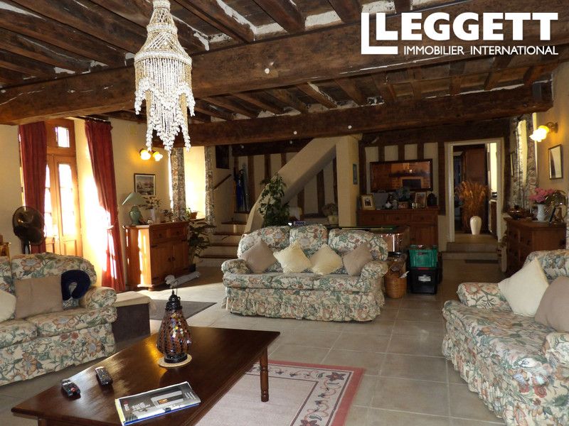 Property photo 3 of 10